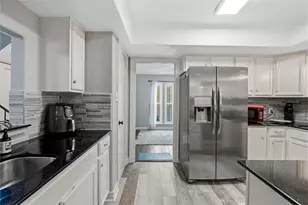 2938 Camelot Ln, Missouri City, TX 77459 - Photo 9