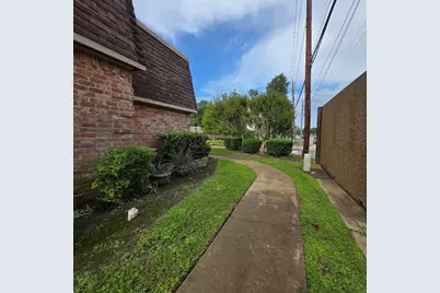 2938 Camelot Lane, Missouri City, TX 77459 - Photo 19
