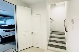 5855 Dolores St, Houston, TX 77057 - Photo 17