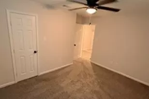 8828 Curry Rd, Houston, TX 77093 - Photo 11