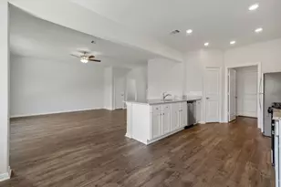 25515 Blooming Hazel Dr, Cleveland, TX 77328 - Photo 7