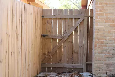 7207 Addicks Clodine Road W, Houston, TX 77083 - Photo 31