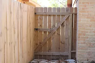 7207 Addicks Clodine Road W, Houston, TX 77083 - Photo 31