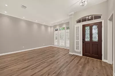 1527 Lake Pauline Court, Richmond, TX 77406 - Photo 7