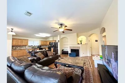 2211 Winding Hollow Drive, Katy, TX 77450 - Photo 9