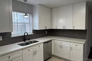 11610 Cypresswood Dr, Houston, TX 77070 - Photo 3