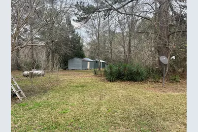 951 Lakeshore Drive, Cleveland, TX 77327 - Photo 5