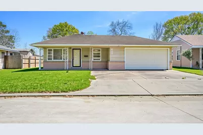 602 N Circle Drive, Baytown, TX 77520 - Photo 1