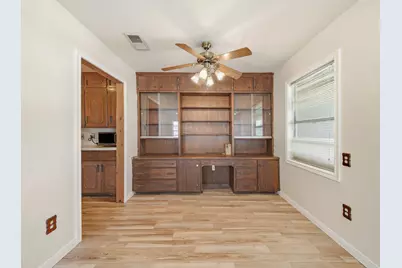 602 N Circle Drive, Baytown, TX 77520 - Photo 7