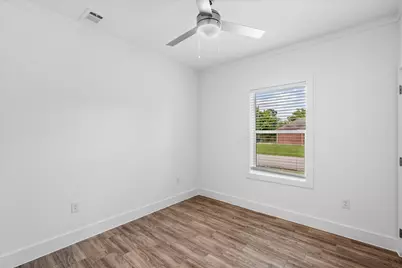 4358 Larkspur Street, Houston, TX 77051 - Photo 15