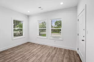 4358 Larkspur St, Houston, TX 77051 - Photo 3