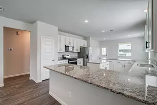 1249 Copal Trl, Conroe, TX 77301 - Photo 9