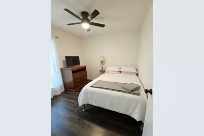 304 Cherry Court, La Porte, TX 77571 - Photo 11