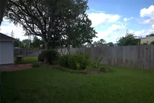 1839 Lakewinds Dr, Missouri City, TX 77459 - Photo 15