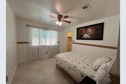 5 Deerfoot Court, The Woodlands, TX 77380 - Photo 17