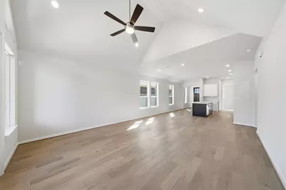 18806 Sweetwater Springs Dr, Cypress, TX 77433 - Photo 7