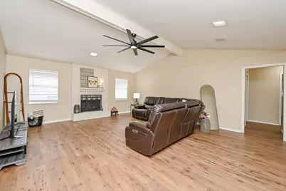 2016 Willow Bend Road, Wharton, TX 77488 - Photo 17