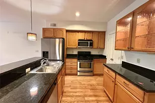 1602 Elgin St, Houston, TX 77004 - Photo 3