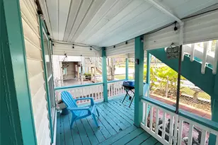 2014 39th St, Galveston, TX 77550 - Photo 3