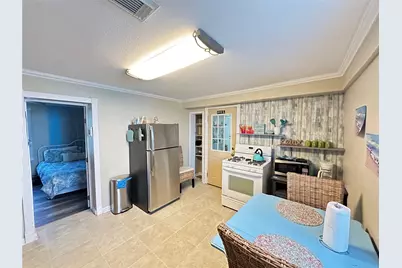 2014 39th Street #Down, Galveston, TX 77550 - Photo 9