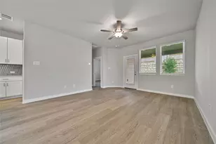 6609 Lahna Oak Dr, Conroe, TX 77304 - Photo 13