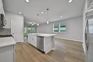 6609 Lahna Oak Dr, Conroe, TX 77304 - Photo 9