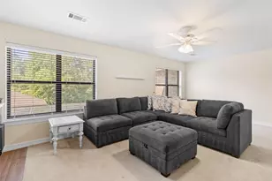 10 Holly Tree Ln, Spring, TX 77373 - Photo 29