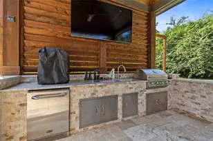 10 Holly Tree Ln, Spring, TX 77373 - Photo 37