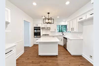 10715 E Timberwagon Circle, The Woodlands, TX 77380 - Photo 17