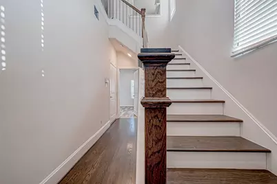 2227 Chenevert Street, Houston, TX 77003 - Photo 3