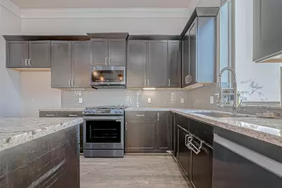 2227 Chenevert Street, Houston, TX 77003 - Photo 7