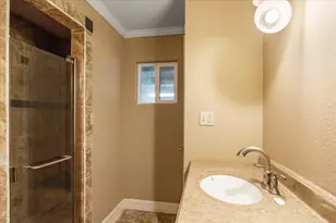803 Hennesey Dr, Richmond, TX 77406 - Photo 17