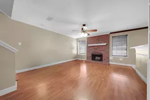 13831 Trumpetvine St, Houston, TX 77083 - Photo 3