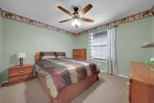 13831 Trumpetvine St, Houston, TX 77083 - Photo 11