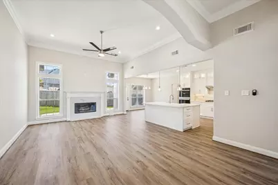 5437 Edgewater Court, Willis, TX 77318 - Photo 5