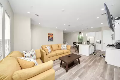5935 Beall Street #D, Houston, TX 77091 - Photo 5