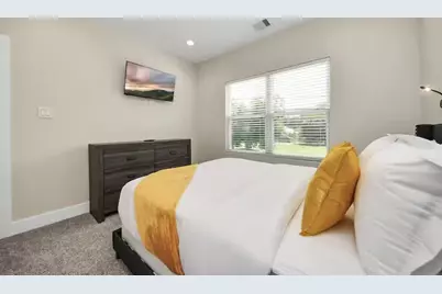 5935 Beall Street #D, Houston, TX 77091 - Photo 19