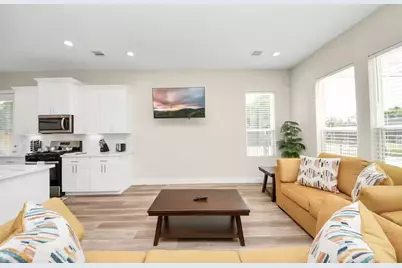 5935 Beall Street #D, Houston, TX 77091 - Photo 3