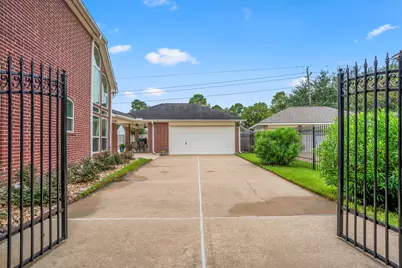 17327 W Copper Lakes Drive, Houston, TX 77095 - Photo 3