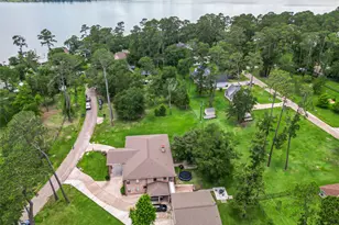 14464 Charred Oaks Dr, Willis, TX 77318 - Photo 19