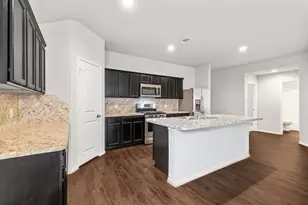 14060 Silver Falls Ct, Conroe, TX 77384 - Photo 7