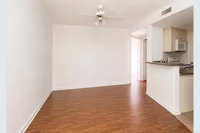 10811 Richmond Avenue #30, Houston, TX 77042 - Photo 7