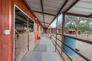 203 Saffles Rd, Robinson, TX 76706 - Photo 5