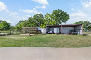 203 Saffles Rd, Robinson, TX 76706 - Photo 9