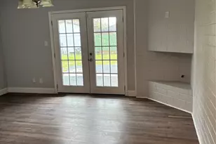 4115 Tidewater Dr, Houston, TX 77045 - Photo 9