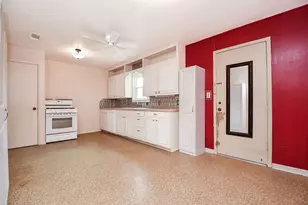 1313 Tobola St, Rosenberg, TX 77471 - Photo 13