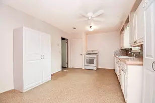 1313 Tobola St, Rosenberg, TX 77471 - Photo 13