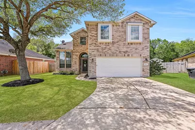 1020 Jefferson Street, Alvin, TX 77511 - Photo 1