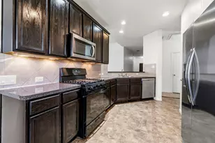 8203 Loetsch Ridge Way, Spring, TX 77379 - Photo 7