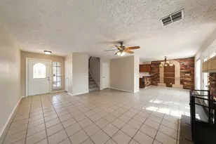 5203 E Pagewick Dr, Houston, TX 77041 - Photo 3